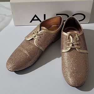 NWT Aldo shoes, 39B
